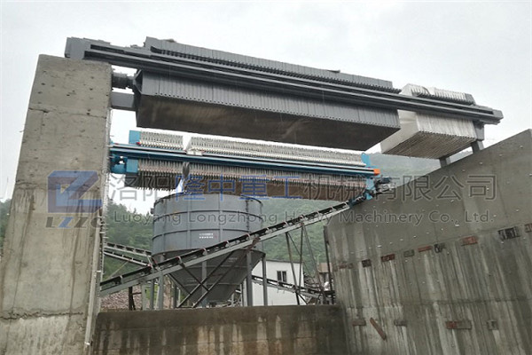 隆中重工新型板框污泥壓濾機(jī)為砂石骨料創(chuàng)造更高經(jīng)濟(jì)效益