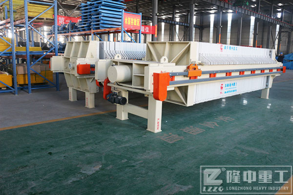 壓濾機(jī)廠家隆中重工的長期發(fā)展戰(zhàn)略