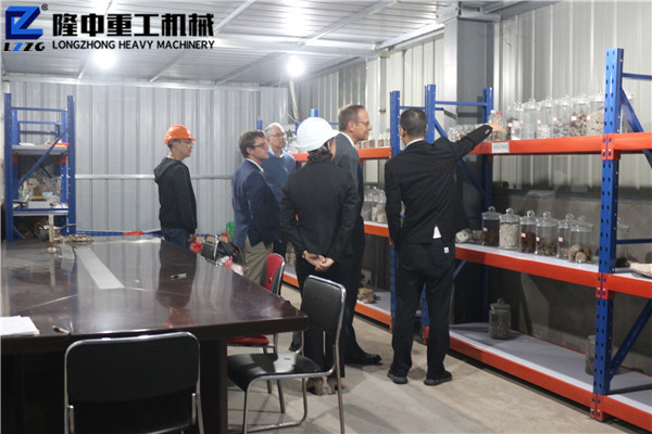 讓隆中為全球服務(wù)！德國用戶造訪隆中重工