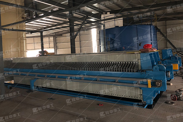 帶式污泥壓濾機泥餅含水率在多少？