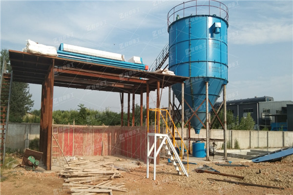 廂式隔膜壓濾機濾室為什么會出現(xiàn)泄漏？有什么解決辦法？