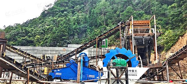 水洗砂生產(chǎn)線方案配置，要求兩月加工六萬(wàn)噸石料，石子沙子都要